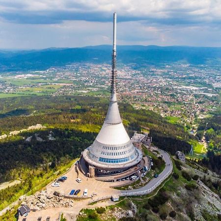 Apartamento Pod lípou Liberec Exterior foto